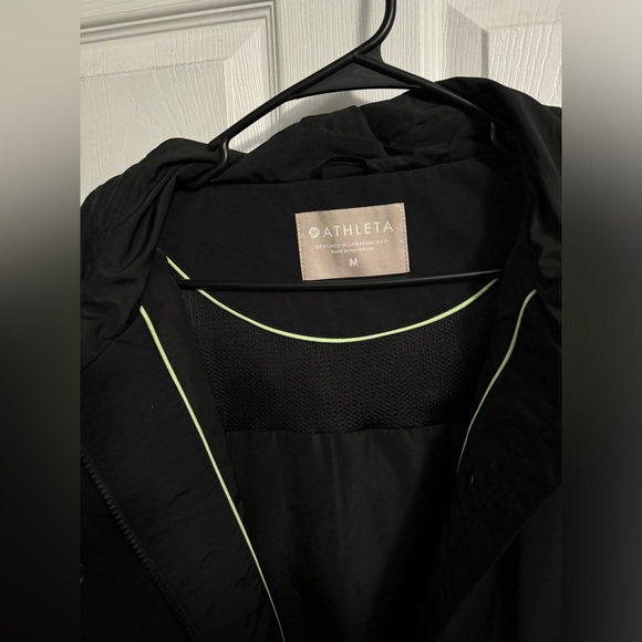 Athleta Forecast Rain Shell - Picture 5 of 8